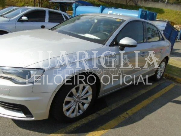 LOTE 002 - Audi A3 Sedan LM 1.4 2014