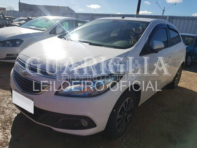 LOTE 017 - CHEVROLET ONIX 1.4 LTZ SPE/4 2015