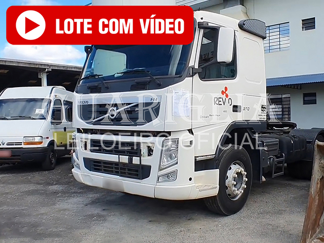 LOTE 008 - LOTE 048-2020 Volvo FM 370 6x2t 2014