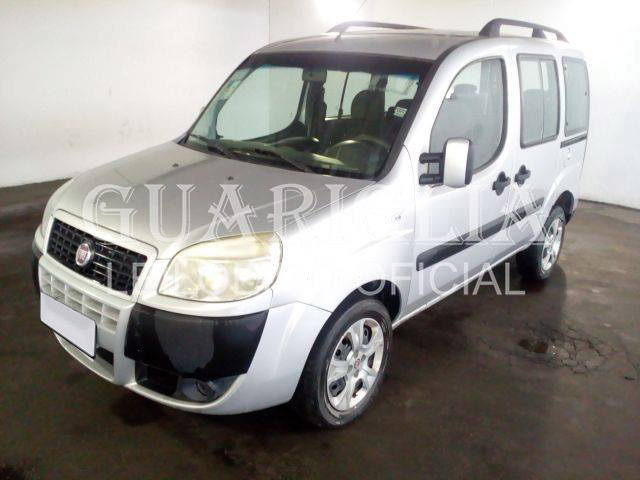 LOTE 017 - Fiat Doblò Attractive 1.4 2015